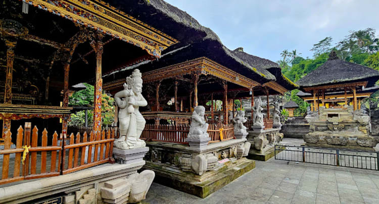 Holy Spring Water Temple