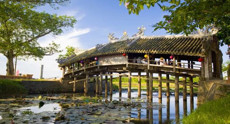 Thanh Toan Bridge