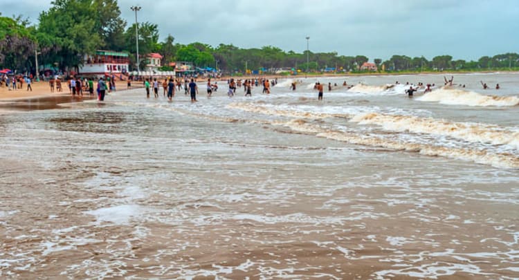 NAGOA BEACH