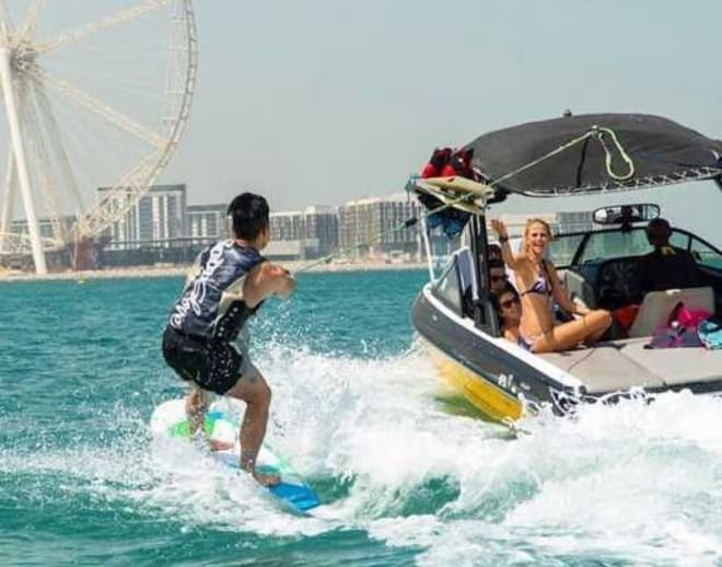 Wakeboarding In Dubai Image