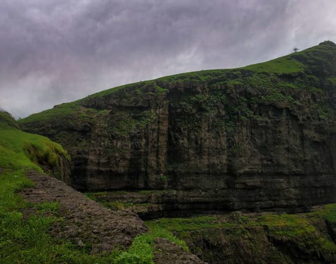 Naneghat Caves Trek, Junnar (Pune) Image