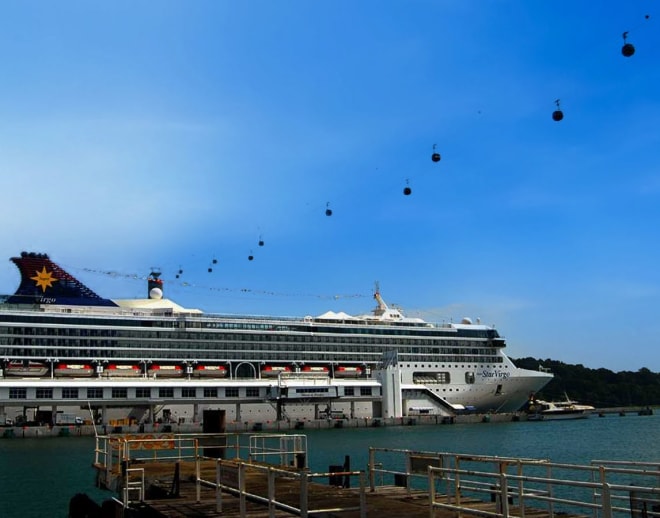 5 Nights Singapore Honeymoon Package With Cruise Image