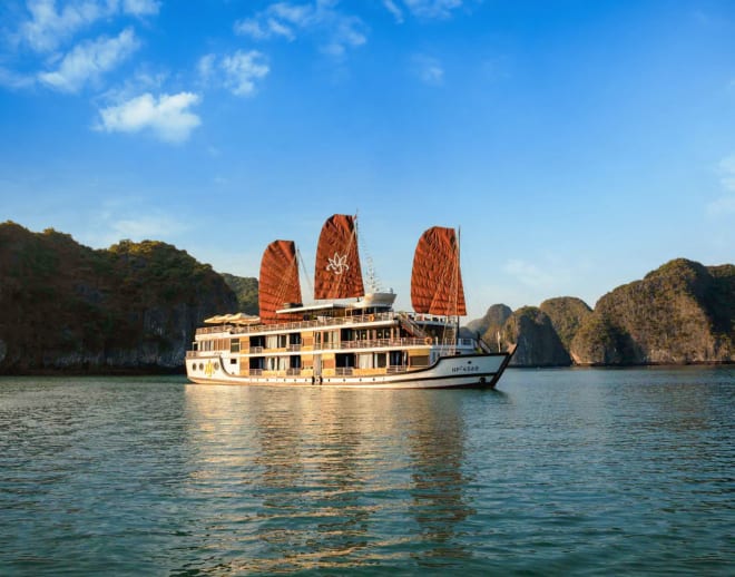 Halong Bay Luxury Cruise from Hanoi Image