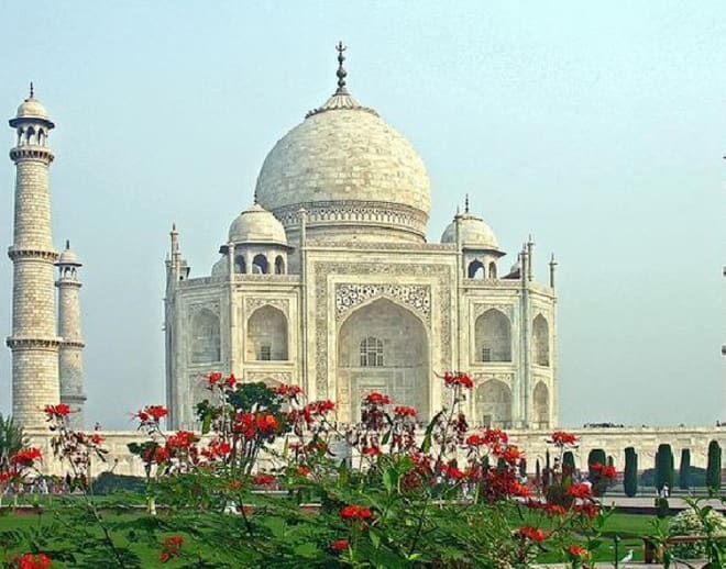 Skip the Line: Sunrise Taj Mahal & Agra Tour from Jaipur Includes Lunch & Admission Image