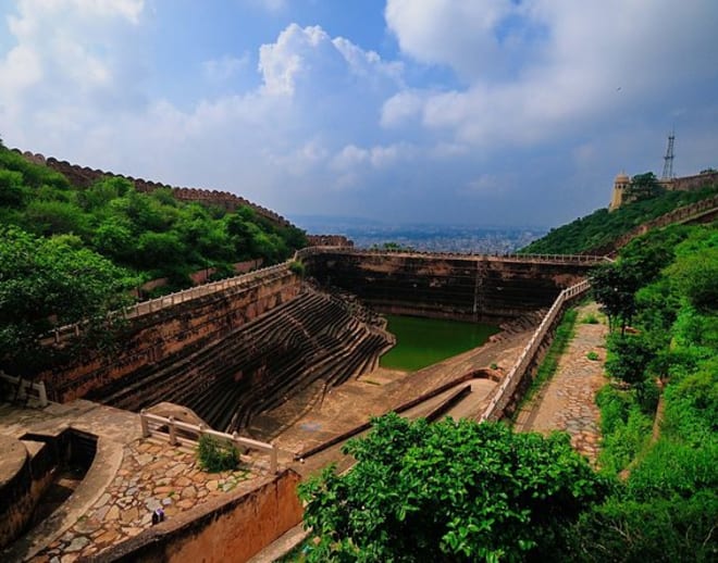 Nahargarh Water Walk - A 2-Hour Guided Heritage Tour in Jaipur Image