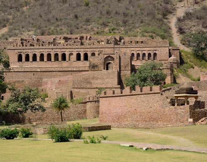 Bhangarh Fort Visit Image