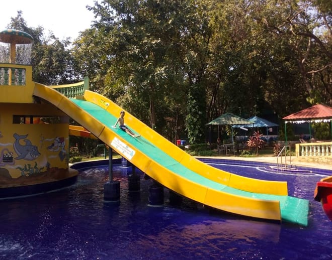 Splashdown Waterpark Goa Tickets Image