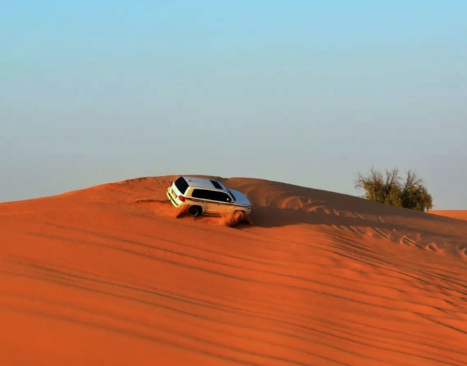 Hummer Desert Safari in Dubai Image