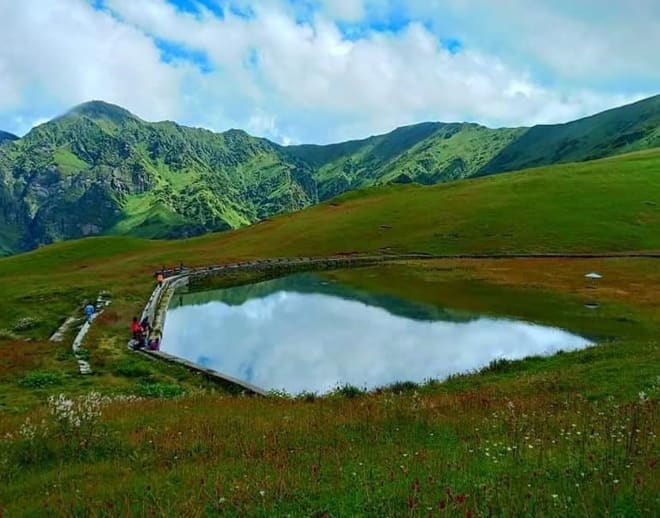 Ali Bedni Bugyal Trek Image