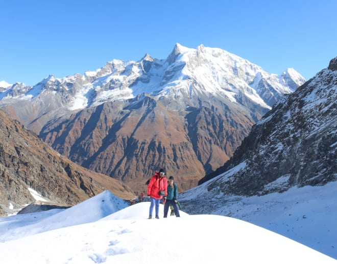 Ali Bedni Bugyal Trek in Winter ( October To December) Image