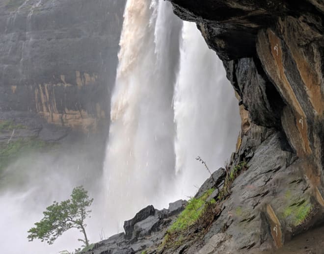 Kataldhar Waterfall Trek Image