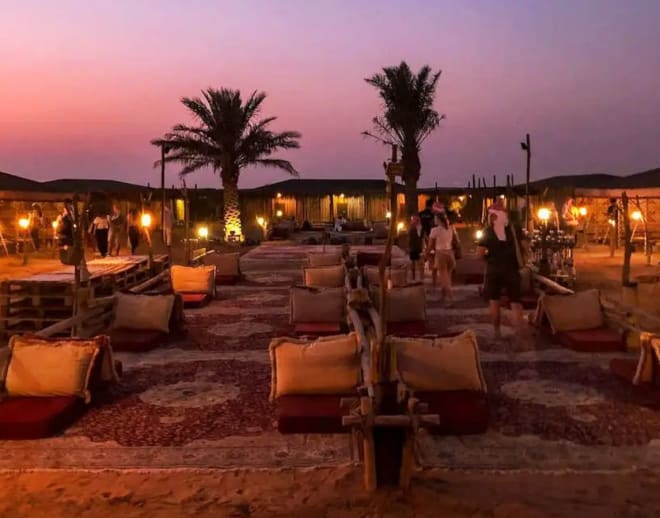 Overnight Desert Safari in Dubai With BBQ Dinner and Transfers Image
