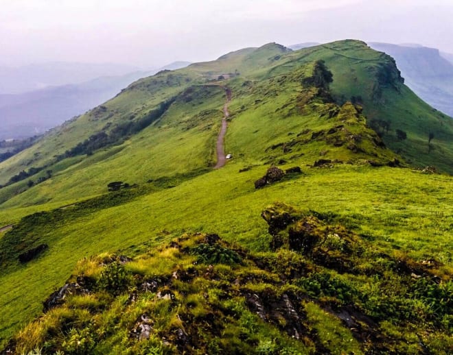 Bababudangiri Trek Image