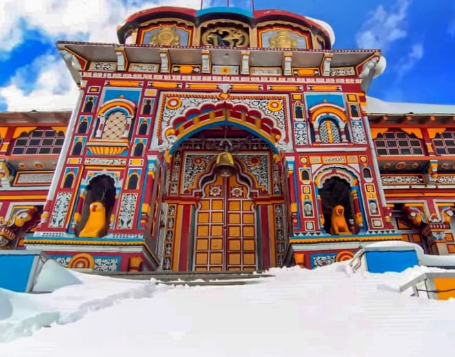 Badrinath Trek Image