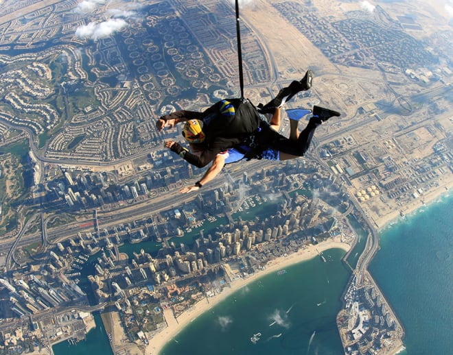 Skydiving in Dubai Image