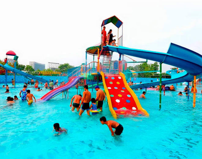 Splash Water Park, Delhi Image