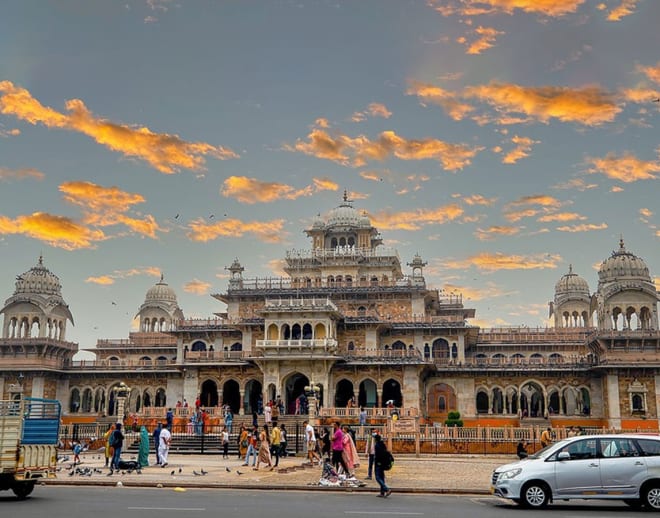 Half-Day Sightseeing Tour of Jaipur: Rajasthan's Forts and Palaces! Image