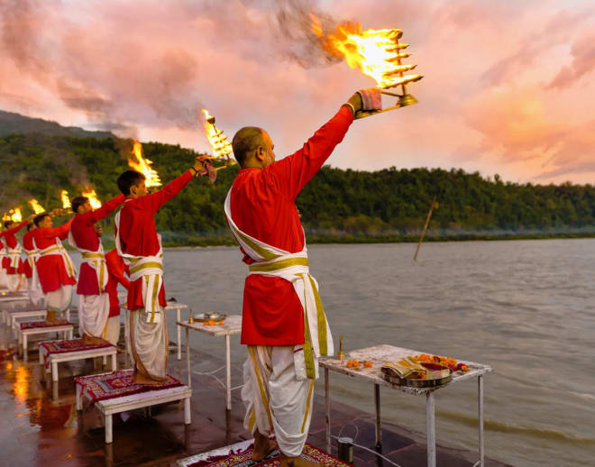 Spiritual Tour in Rishikesh With Ganga Aarti Image