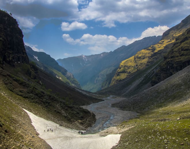 Rupin Pass Trek Image