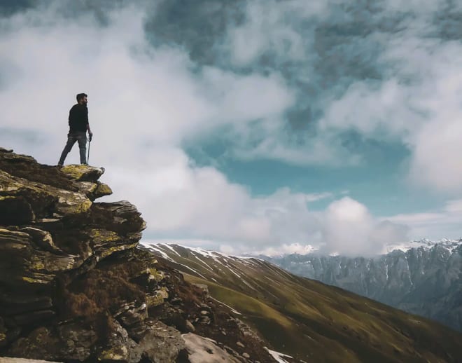 Sar Pass Trek Image