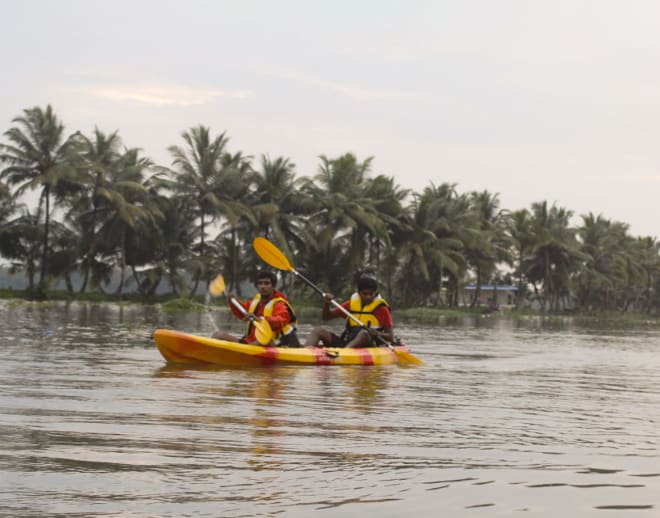 Experience Kayaking in Pamba River, alleppey Image