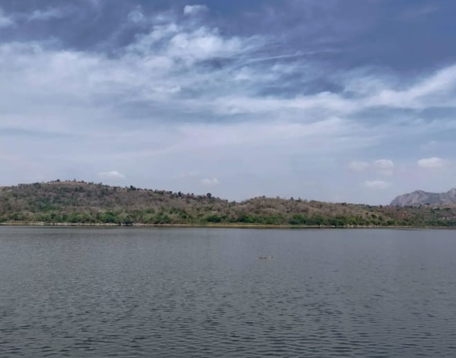 One Day Tour to Manchanabele Reservoir, Bangalore Image