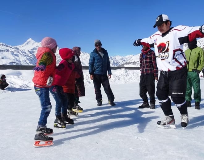 Ice Skating in Manali Image