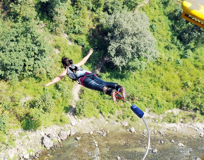 Bungee Jumping In Bir Billing Image