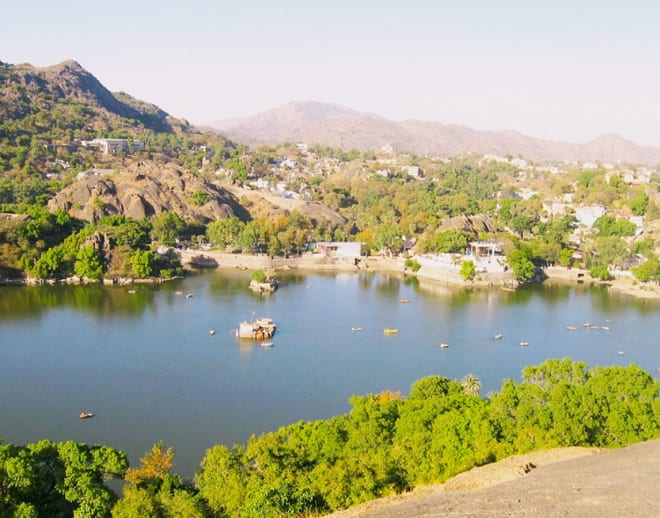 Udaipur Mount Abu Tour Package From Jaipur Image