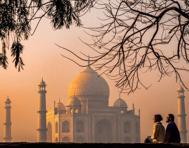 Skip the Line: Sunrise Taj Mahal & Agra Tour from Jaipur Includes Lunch & Admission Image