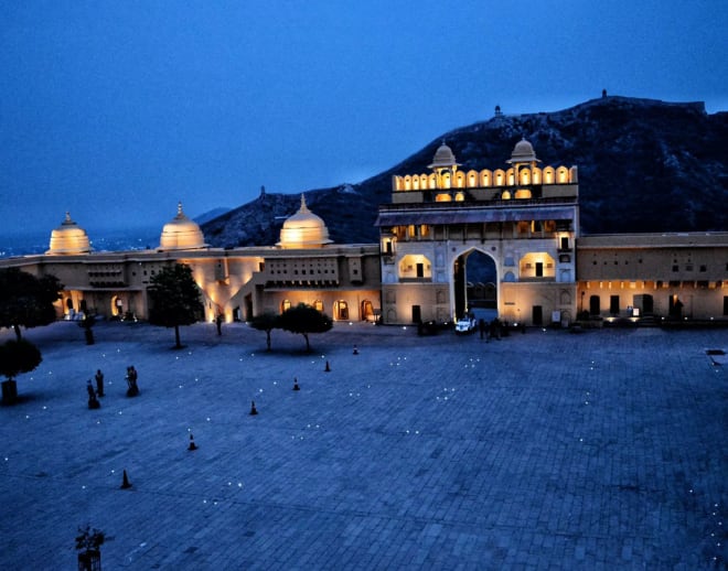 Experience Jaipur By Night Image