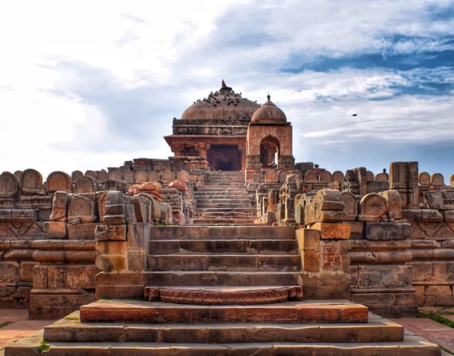 Abhaneri Stepwells Tour With Monkey Temple Image