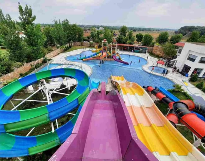 Riverarch Waterlands Waterpark Image