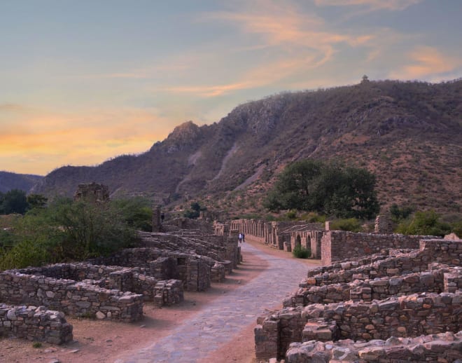 Bhangarh Fort Visit Image