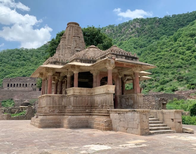 Bhangarh Fort Visit Image