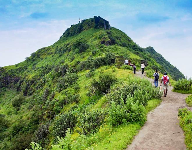 Purandar Fort Trek, Pune Image