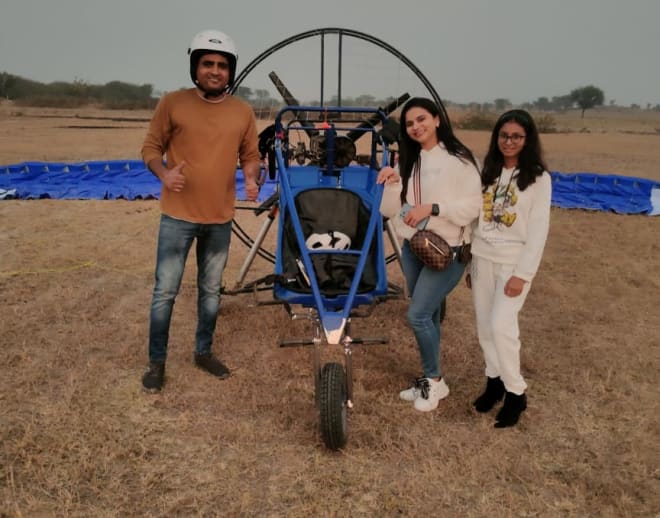 Powered Paragliding in Jaipur Image