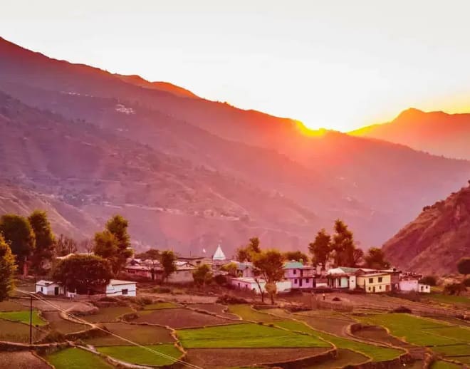 Nag Tibba Trek from Dehradun Image