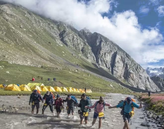 Hampta Pass Trek in 4 Days Image