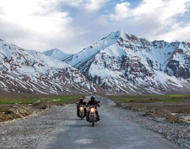 5 Days Leh to Leh Bike Trip Image