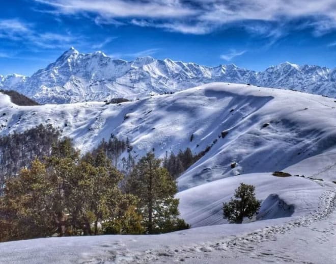 Brahmatal Trek from Dehradun Image