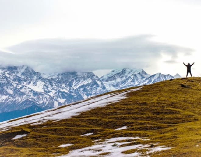 Dayara Bugyal trek from Raithal Image