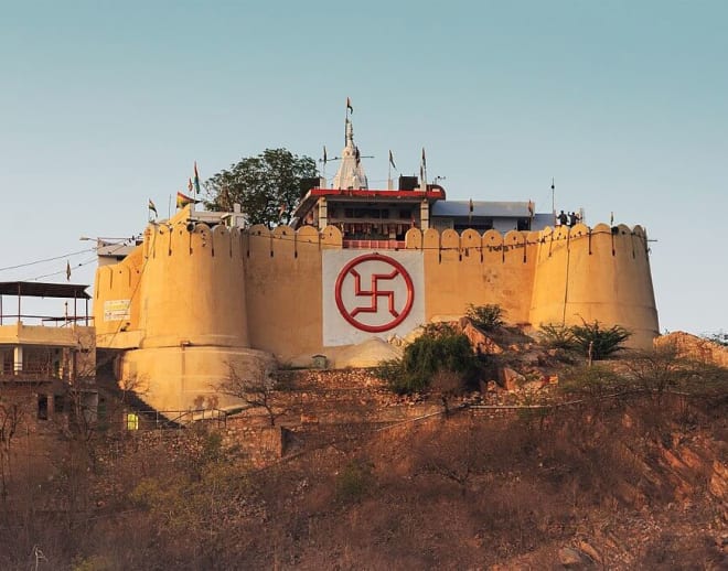 Garh Ganesh Trek Image