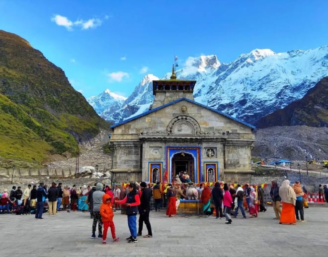 Kedarnath Temple Trek Image