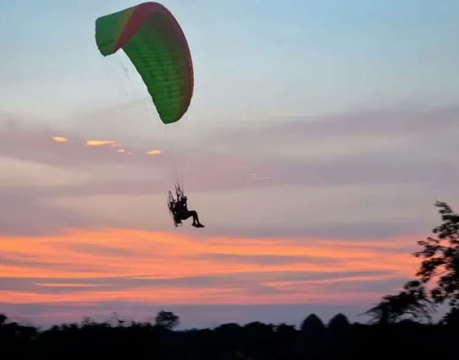 Powered Paragliding in Hyderabad Image