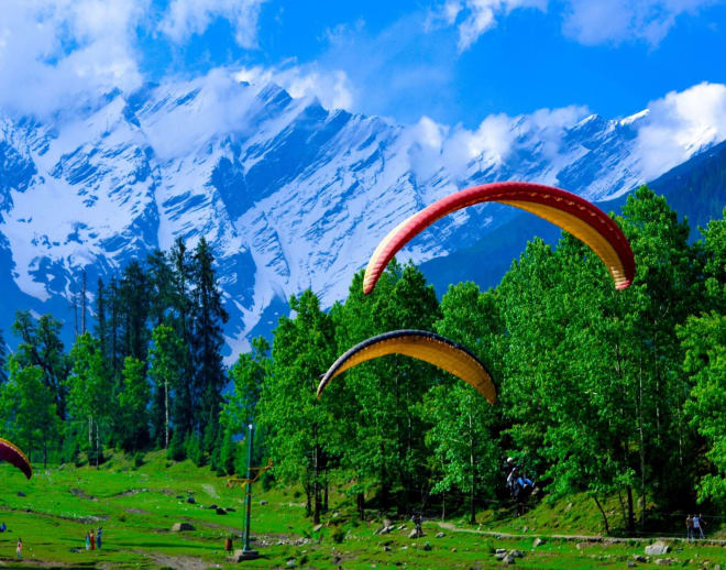 Paragliding At Solan, Mussorie Image