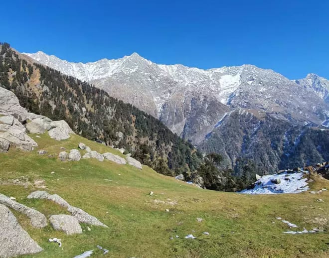 Snowline Trek in Himachal Image