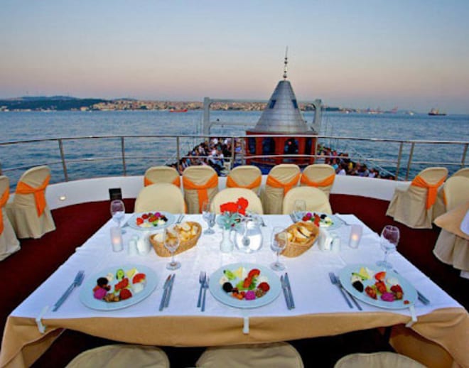 Luxury Dinner Cruise in Goa Image