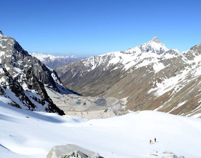 Borasu Pass Trek Image