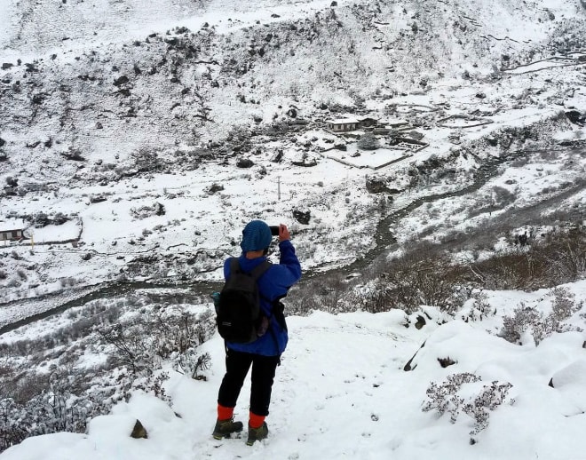 Snow Leopard Trek Ladakh Image